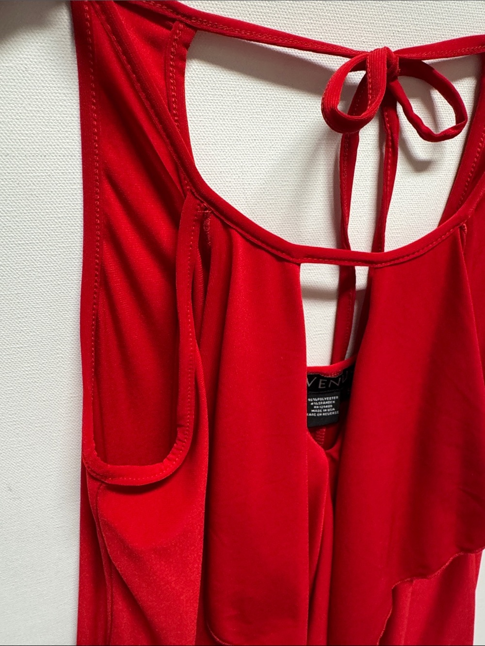 VENUS Red Ruffle Tie-Back Tank - Picture 3 of 6